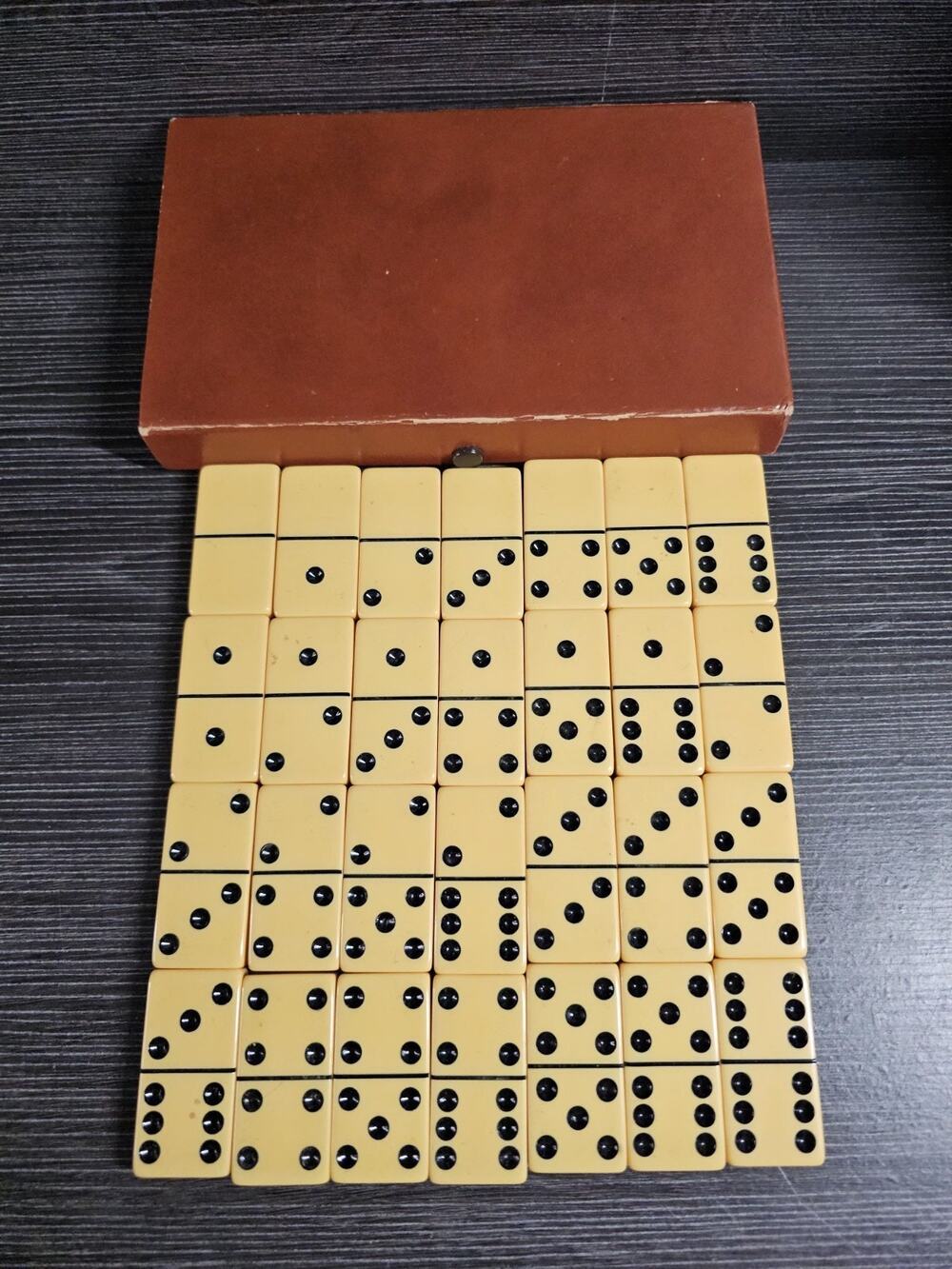 Vintage Bakelite Butterscotch Domino Set With Case 2”